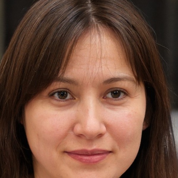 Chloe Vasquez, Head of Growth